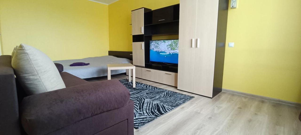 Adeles Apartamentai Panevezyje Panevėžys Exteriör bild